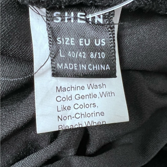 Shein Black Animal Print Leggings Size Large - Picture 5 of 6